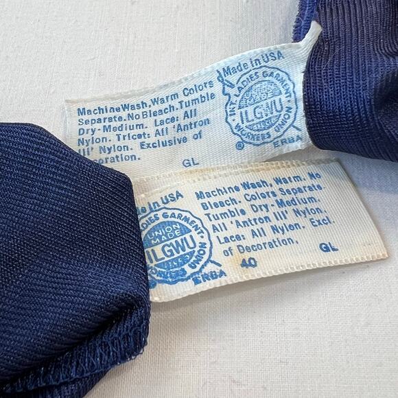 MaidenForm Sweet Nothings Vintage Union made Bra & Camisole Navy Blue size 34 - Picture 4 of 9